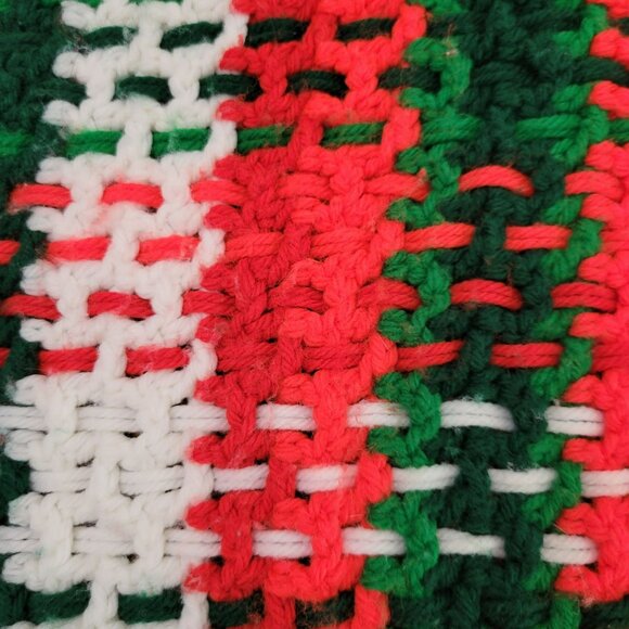 Vintage Handwoven Red Green & White Blanket w/ Fringe Large Christmas Afghan - Picture 4 of 7